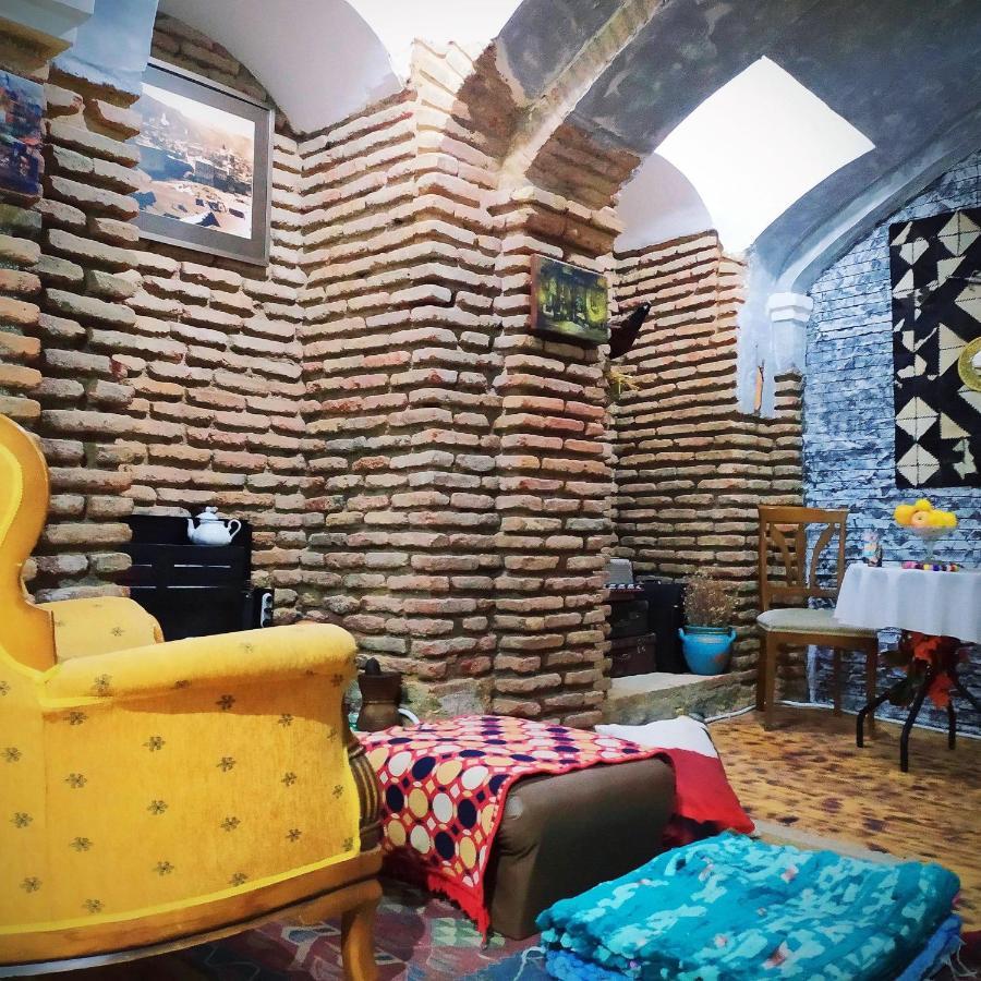 Winetorium Hotel Tbilisi Buitenkant foto